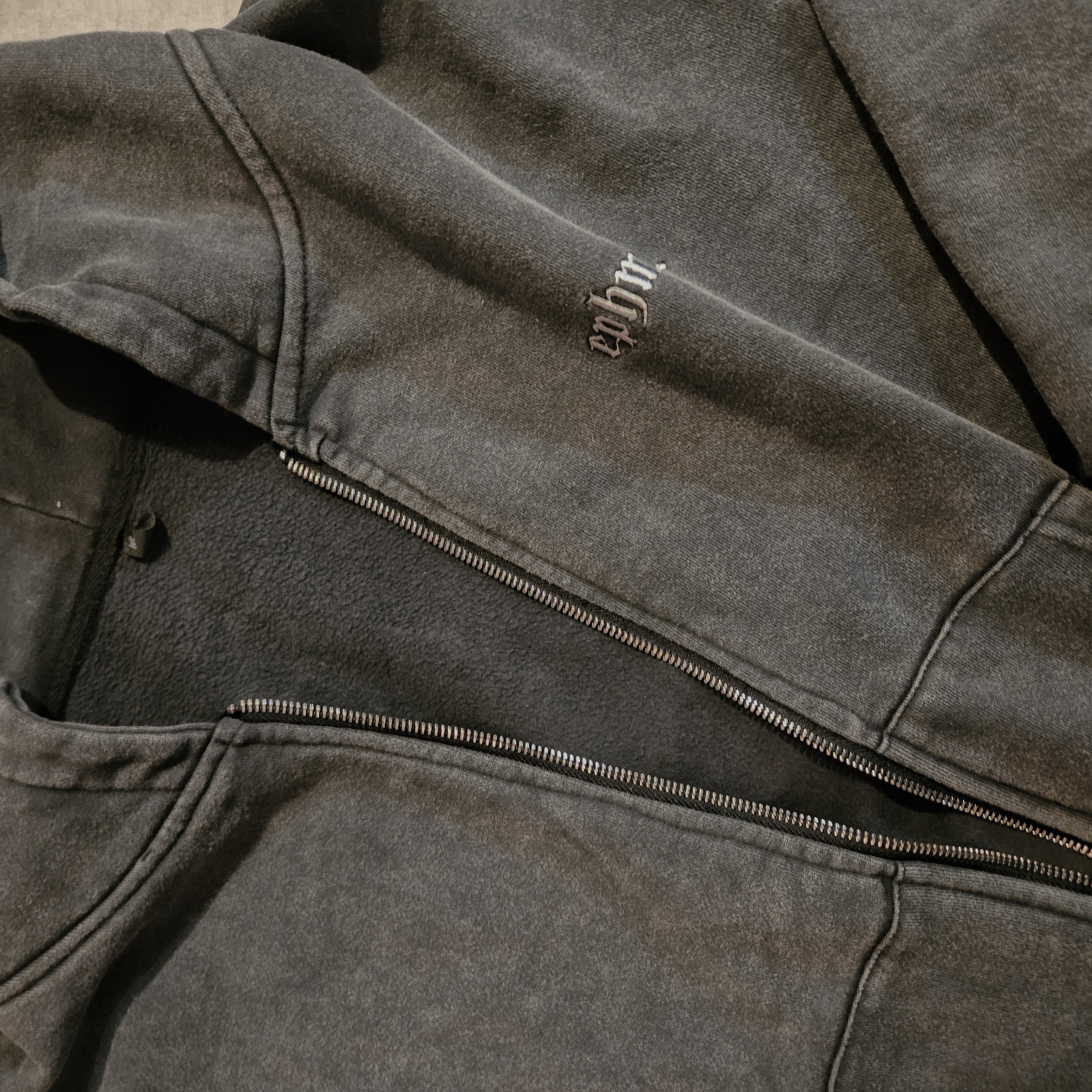 Wait For The Bloom | Charcoal Hooded Zip-up